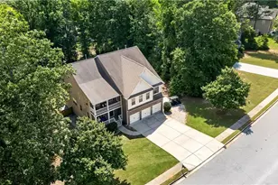 110 Renwick Dr, Senoia, GA 30276 - Photo 2
