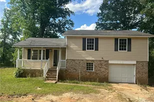 130 Knob Dr, Carrollton, GA 30116 - Photo 1