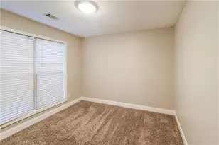 1926 Paynes Point, Winder, GA 30680 - Photo 10
