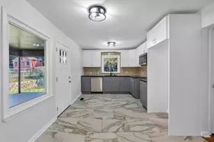 2142 Cloverdale Dr SE, Atlanta, GA 30316 - Photo 2