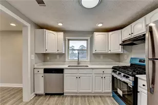 574 Glendale Rd, Scottdale, GA 30079 - Photo 12