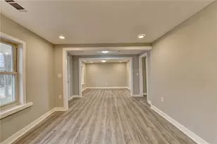 574 Glendale Rd, Scottdale, GA 30079 - Photo 6