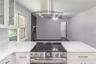 5022 Green Oak Dr SW, Lilburn, GA 30047 - Photo 18