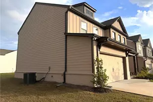 304 Sterling Creek, Loganville, GA 30052 - Photo 2