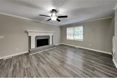 2671 Ashley Drive N, Marietta, GA 30064 - Photo 2
