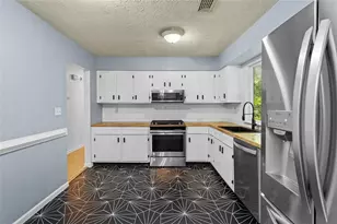 337 Windsor Farms Dr, Lawrenceville, GA 30046 - Photo 12