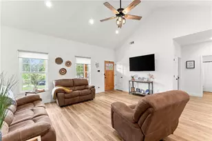 4016 Belvedere Dr, Gainesville, GA 30506 - Photo 14