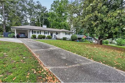 2123 Juanita Street, Decatur, GA 30032 - Photo 2