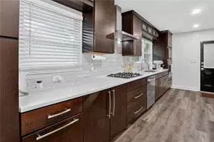 2123 Juanita St, Decatur, GA 30032 - Photo 8