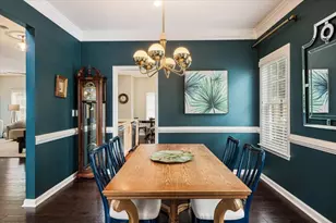 12695 Morningpark Cir, Alpharetta, GA 30004 - Photo 10