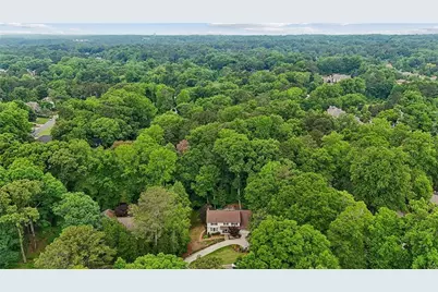 4860 Longchamps Drive NE, Atlanta, GA 30319 - Photo 56
