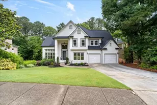 1021 Towne Lk Hls E, Woodstock, GA 30189 - Photo 2