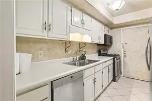 6851 Roswell Rd, Atlanta, GA 30328 - Photo 10