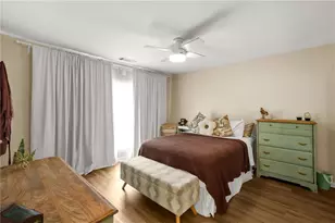 557 Picketts Bend Ct, Marietta, GA 30008 - Photo 14