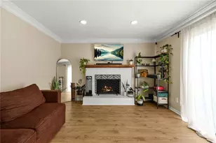 557 Picketts Bend Ct, Marietta, GA 30008 - Photo 2