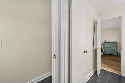 557 Picketts Bend Court, Marietta, GA 30008 - Photo 16
