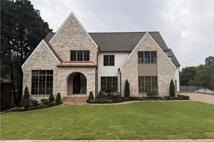 228 Thomas Cir, Roswell, GA 30075 - Photo 1