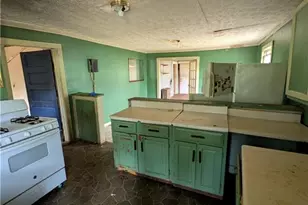 1524 N Hill St, Griffin, GA 30223 - Photo 18