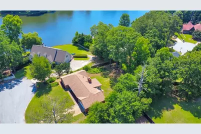 3371 Westover Way SE, Conyers, GA 30013 - Photo 2