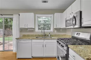 3270 Northcliff Dr, Suwanee, GA 30024 - Photo 16