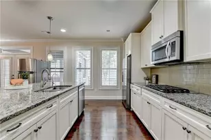 7565 Scarlet Dr, Alpharetta, GA 30005 - Photo 30