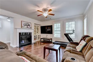 7565 Scarlet Dr, Alpharetta, GA 30005 - Photo 8