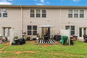 5137 Madeline Pl, Stone Mountain, GA 30083 - Photo 18