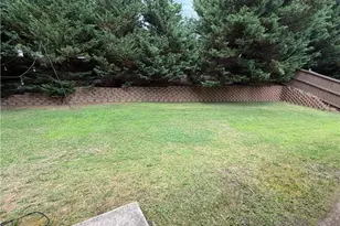 7740 Stratford Ln, Atlanta, GA 30350 - Photo 22