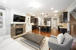 7740 Stratford Ln, Atlanta, GA 30350 - Photo 6