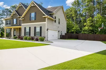 289 Greighmoor Court, Loganville, GA 30052 - Photo 2