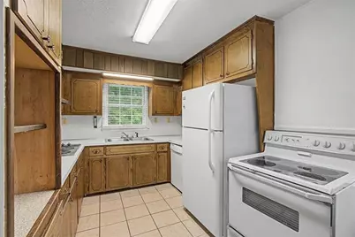 2985 Fredrick Drive, Marietta, GA 30062 - Photo 16