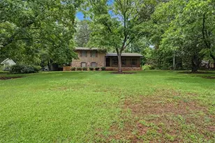 2985 Fredrick Dr, Marietta, GA 30062 - Photo 2