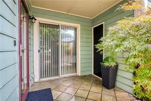 1109 Canyon Point Cir, Roswell, GA 30076 - Photo 6