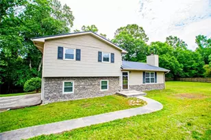 284 Katie Ln, Carrollton, GA 30117 - Photo 1