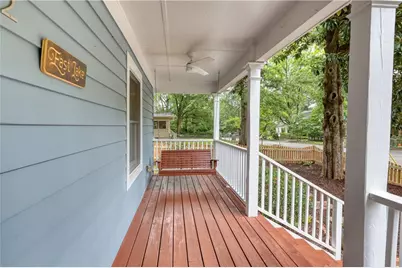 32 3rd Avenue NE, Atlanta, GA 30317 - Photo 2