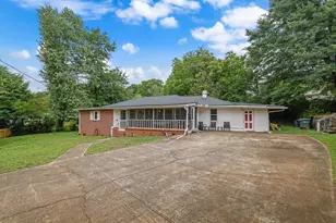 1775 Crestridge Dr SE, Marietta, GA 30067 - Photo 2