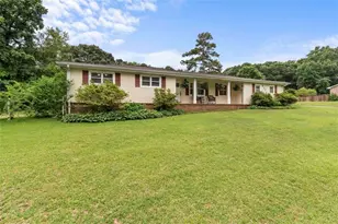 6326 S Skyline Dr, Douglasville, GA 30135 - Photo 1