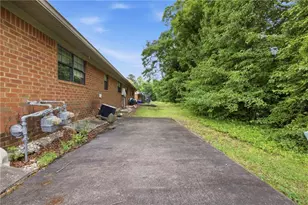 141 B Woods Rd, Rome, GA 30165 - Photo 2