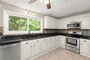 2193 Oakrill Ct, Marietta, GA 30062 - Photo 12