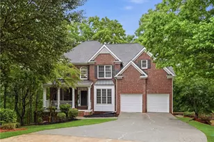 682 Montglade Ct, Suwanee, GA 30024 - Photo 2