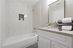 682 Montglade Ct, Suwanee, GA 30024 - Photo 32