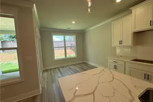 200 Rosewood Park Dr, Hoschton, GA 30548 - Photo 8