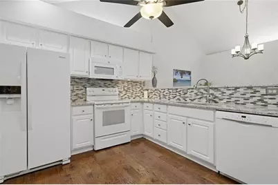2132 Carefree Circle #10, Marietta, GA 30062 - Photo 14