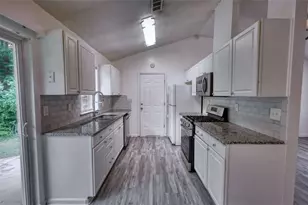 2119 SW Briar Glen Ln SW, Atlanta, GA 30331 - Photo 12