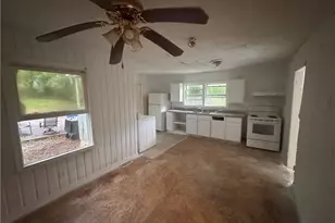 2173 Castlewood St, East Point, GA 30334 - Photo 4
