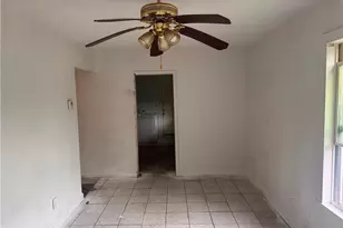 2173 Castlewood St, East Point, GA 30334 - Photo 6