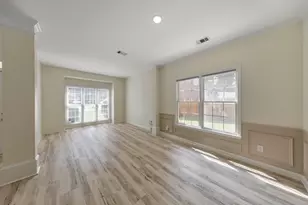1611 Hillside Bend Crossing, Lawrenceville, GA 30043 - Photo 4