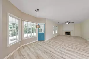 1611 Hillside Bend Crossing, Lawrenceville, GA 30043 - Photo 12