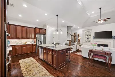 11192 Brookhaven Club Drive, Johns Creek, GA 30097 - Photo 10