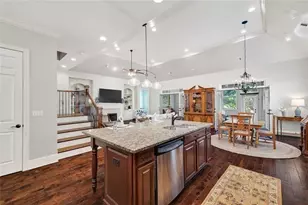 11192 Brookhaven Club Dr, Johns Creek, GA 30097 - Photo 12